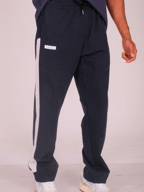 Single-line loose fit tracker