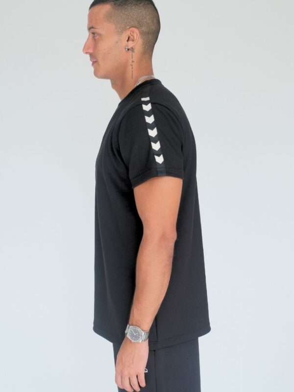 Shoulderfall t-shirt