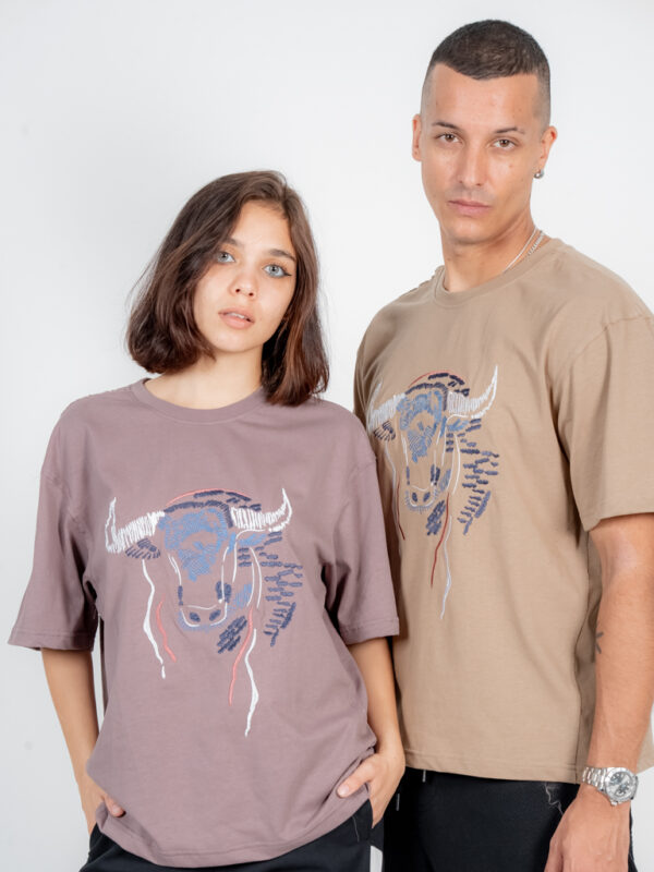 Exposed hem ragingbull threads oversized t-shirt